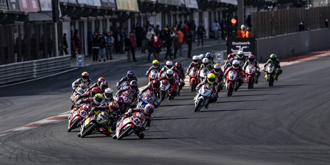 El Circuit Ricardo Tormo cierra este fin de semana la temporada internacional de motociclismo