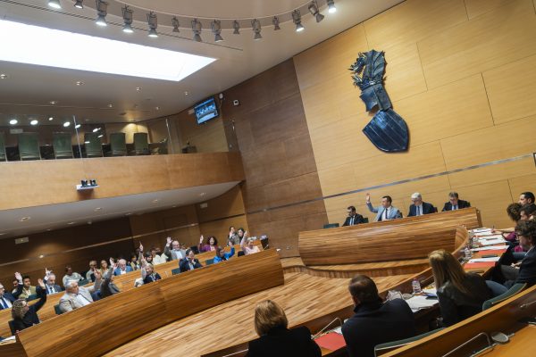 El pleno de la Diputación de València durante la sesión en la que se aprobaron las inversiones del Pla de Trinquets.