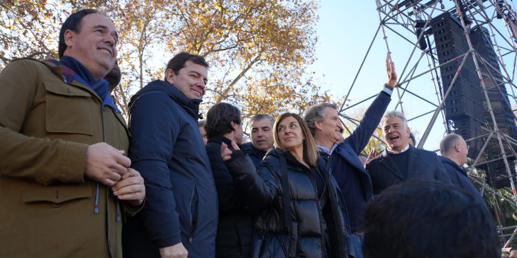 Juanfran Pérez reivindica la «estabilidad» frente al “lío y fango del Gobierno”
