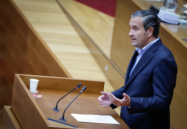 Nando Pastor: “Los socialistas son incapaces de dar explicaciones o rendir cuentas por la dana, mientras Compromís calla y aplaude”