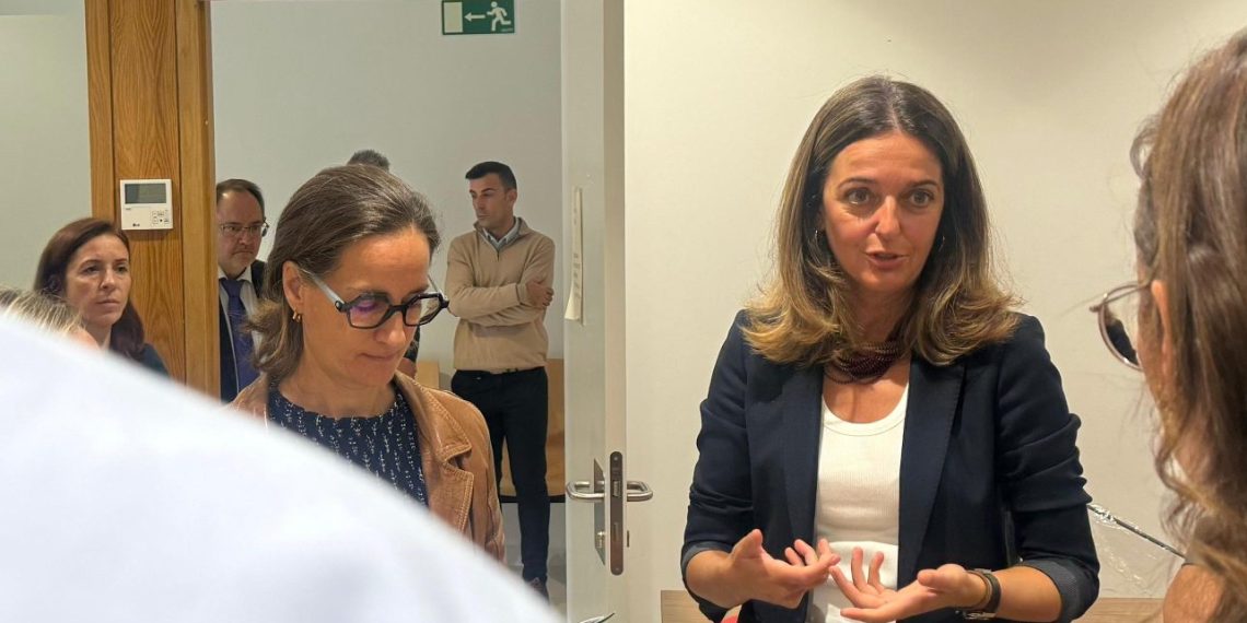 Nuria Martínez visita las sedes judiciales de Mislata y Moncada para conocer la implantación del nuevo modelo de Tribunales de Instancia y de Just@