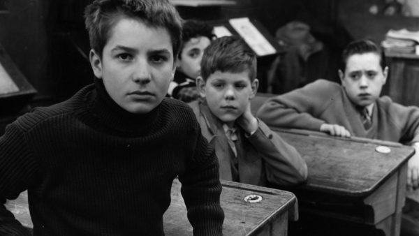 Una escena de Los cuatrocientos golpes, la ópera prima de François Truffaut.