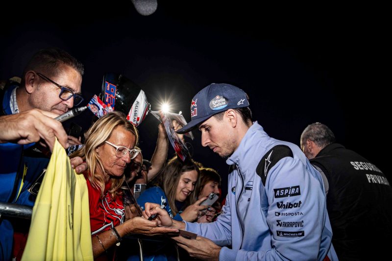 El Circuit Ricardo Tormo inicia las actividades del Gran Premio con el ‘Pit Walk’