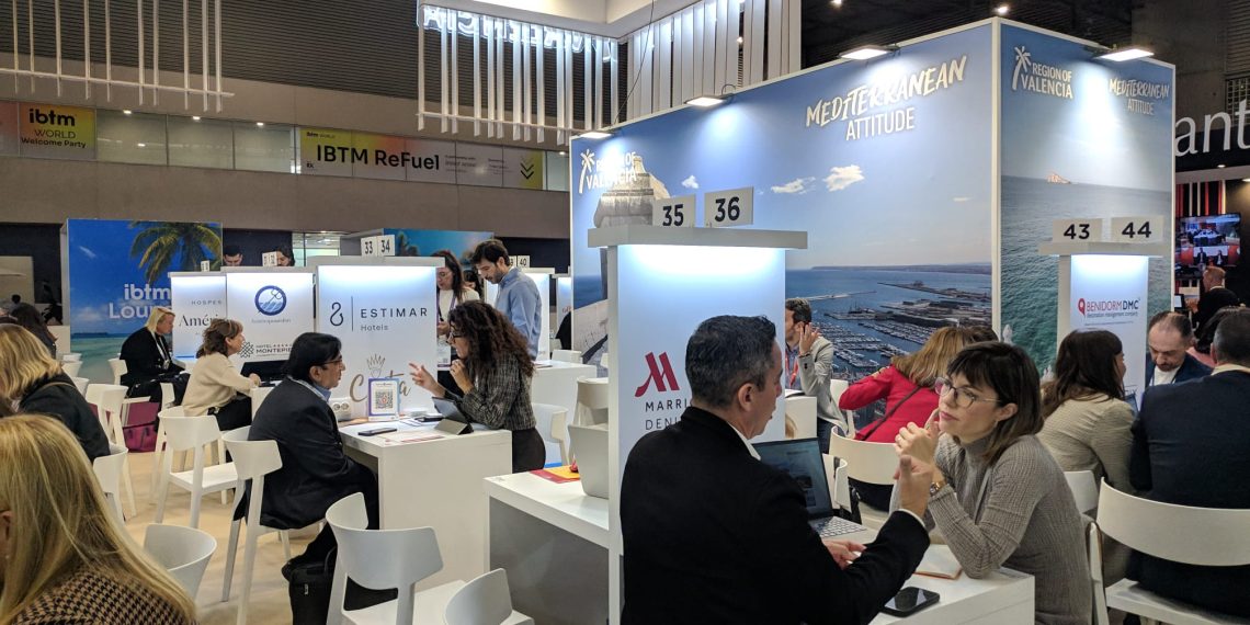 Turisme Comunitat Valenciana promociona el turismo de reuniones y congresos en la feria IBTM World de Barcelona