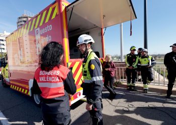 Valencia realiza su primer simulacro de inundación en La Torre