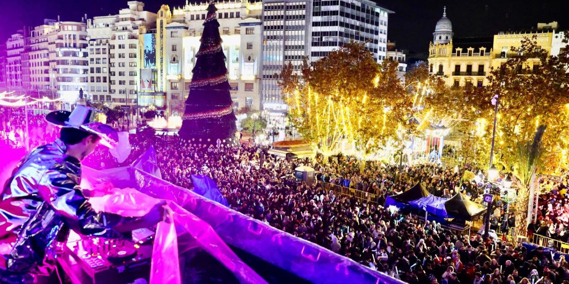 La plaza del Ayuntamiento celebrará la Nochevieja con una programación familiar y musical