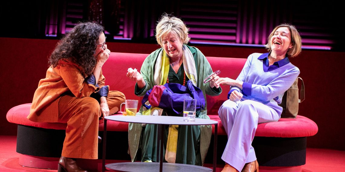 El Teatro Principal presenta ‘Les bàrbares’, protagonizada por María Pujalte, Francesca Piñón, Cristina Plazas y Berta Gratacós