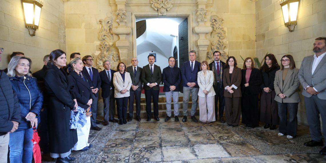 La Generalitat condena en Elche el asesinato machista ocurrido en Catarroja