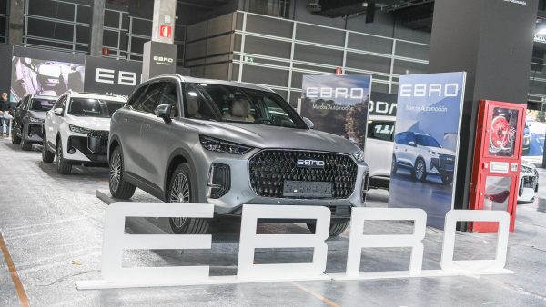 El nuevo Ebro S900, presentado en primicia durante la Feria del Automóvil de Valencia.