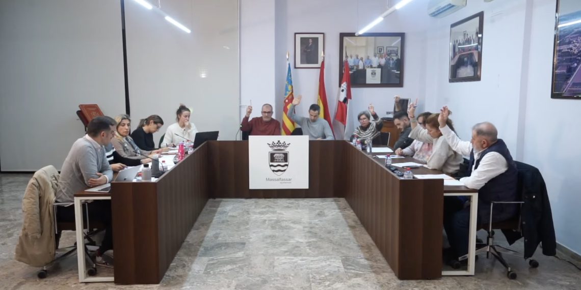 Massalfassar aprueba el presupuesto más alto de su historia para impulsar nuevas infraestructuras y reforzar los servicios públicos