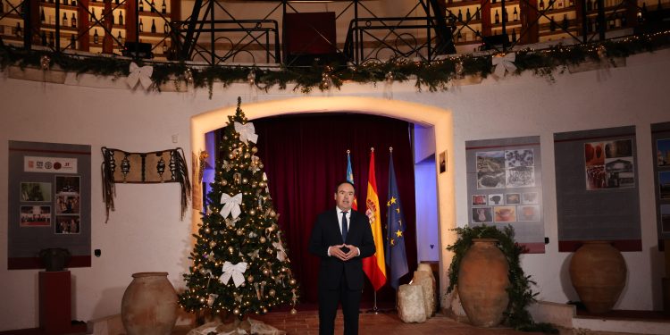 El president defiende la unidad institucional y el consenso en su mensaje de Fin de Año