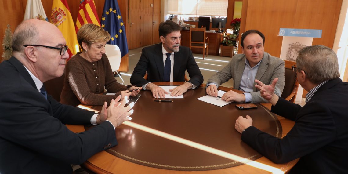 El Consell refuerza su compromiso con Alicante y sus grandes proyectos urbanos