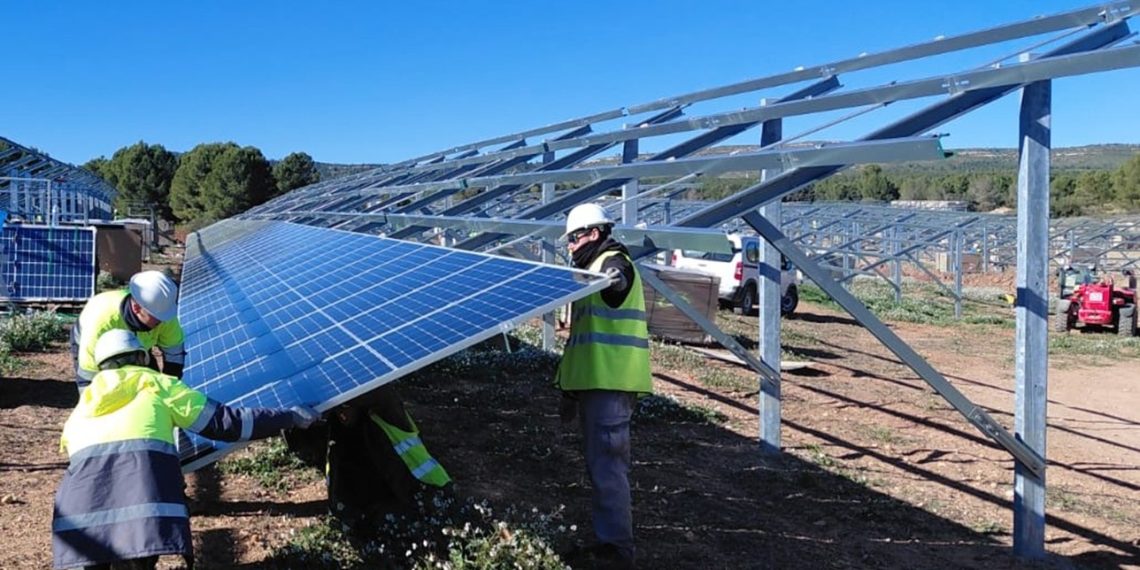 Iberdrola invierte más de 250 millones en sus primeras plantas fotovoltaicas en la C. Valenciana