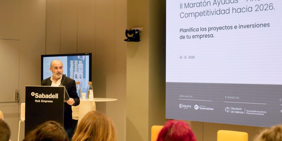 José Domingo Martínez, jefe de la Sección de Servicios Innovadores y Sostenibles, durante la jornada.