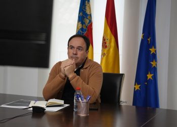 Pérez Llorca coordina con Emergencias la respuesta institucional ante el episodio de lluvias en la Comunitat Valenciana