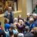 Mompó apuesta por una Navidad valenciana que preserve las tradiciones y dinamice la economía