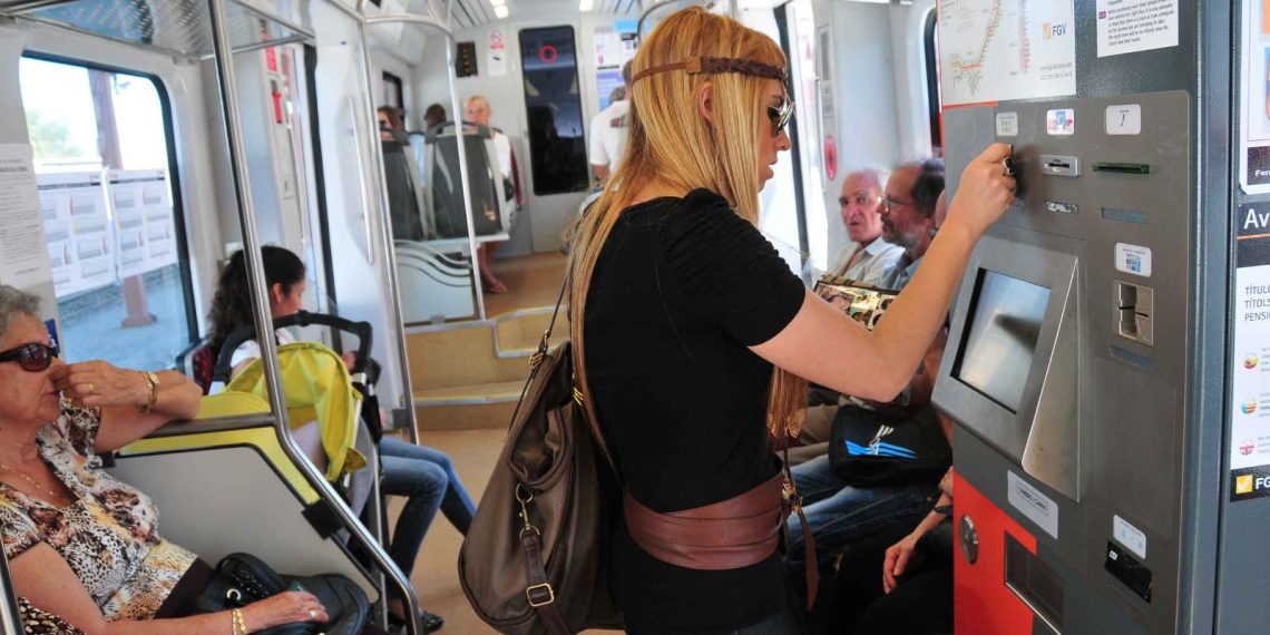 La Generalitat prorroga las bonificaciones del transporte público hasta junio de 2026
