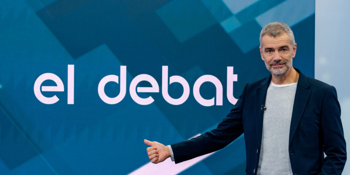 ‘El Debat’ aborda el debate sobre la lengua base en la educación valenciana