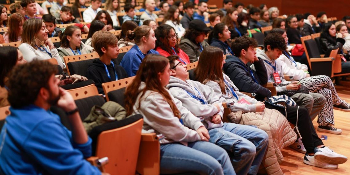 La Generalitat impulsa el diálogo juvenil para completar la nueva Estrategia Valenciana de Juventud 2030