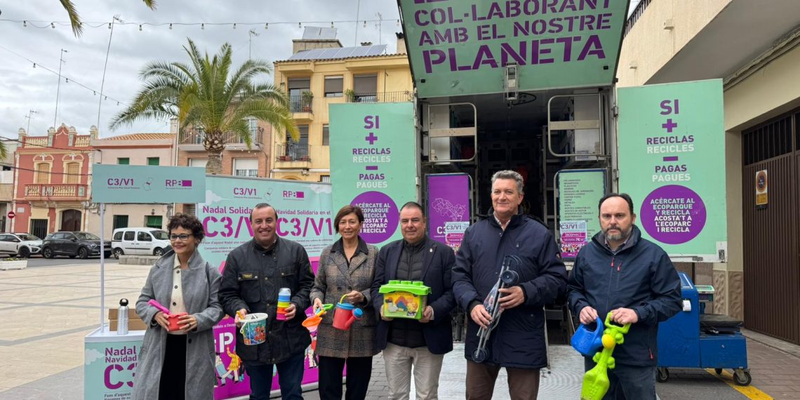 Martínez Mus anima a participar en la campaña ‘Navidad solidaria’ del Consorcio de Residuos Palancia Belcaire que busca unir reciclaje y ayuda social