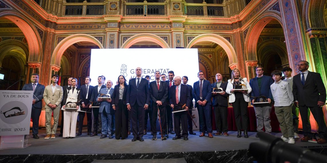 La Generalitat premia la contribución de la tauromaquia a la dinamización económica y cultural con la entrega de los galardones Va de Bous 2025