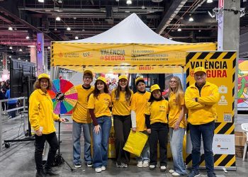 Valencia + Segura enseña a niños y familias a actuar ante emergencias en Expojove