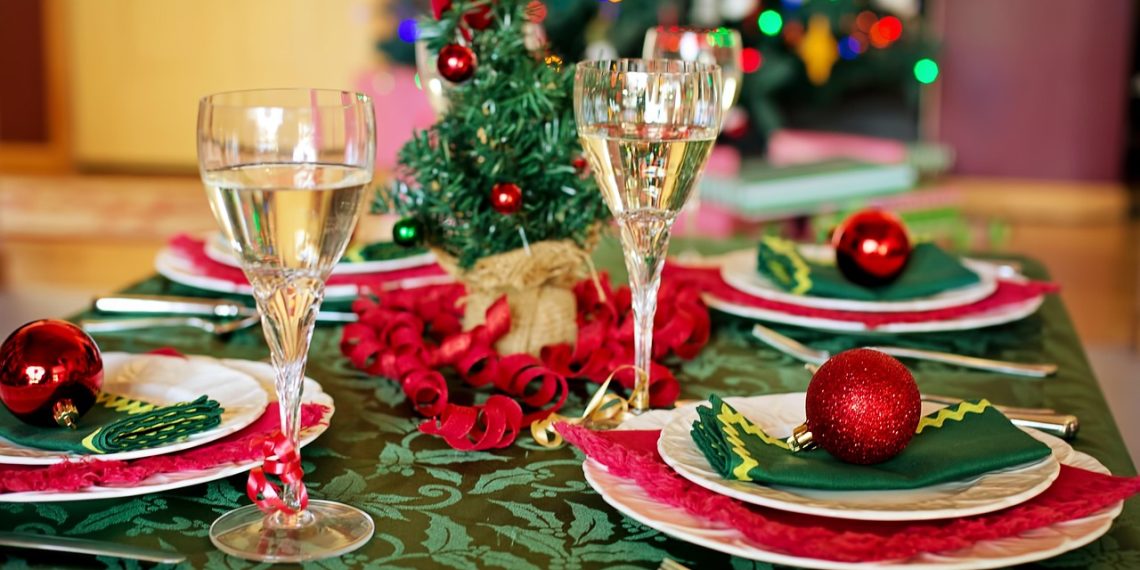 Especialistas recomiendan una alimentación consciente para cuidar la salud en Navidad