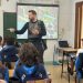 Valencia impulsa la figura del “agente tutor”, policías especializados en la protección de la infancia y la adolescencia en el entorno escolar y social
