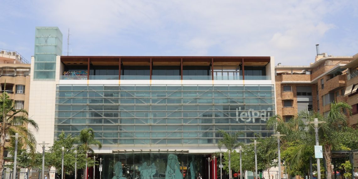 Las bibliotecas municipales de Torrent refuerzan su papel cultural y educativo
