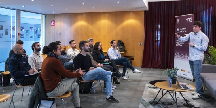 Tech FabLab arranca en Castellón con la participación de empresas como Colorobbia o Villarreal CF