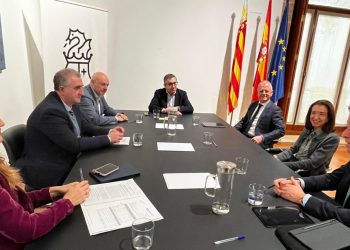 Rovira se reúne con el Colegio de Registradores para planificar las acciones conjuntas de 2026