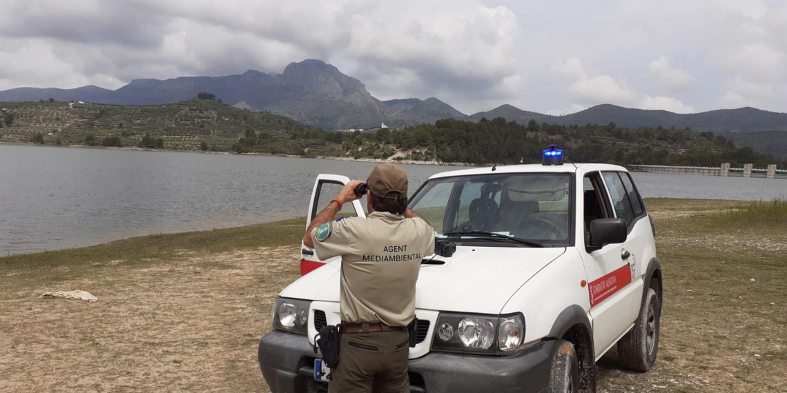 La Generalitat refuerza la protección ambiental con la incorporación de 56 nuevos agentes medioambientales