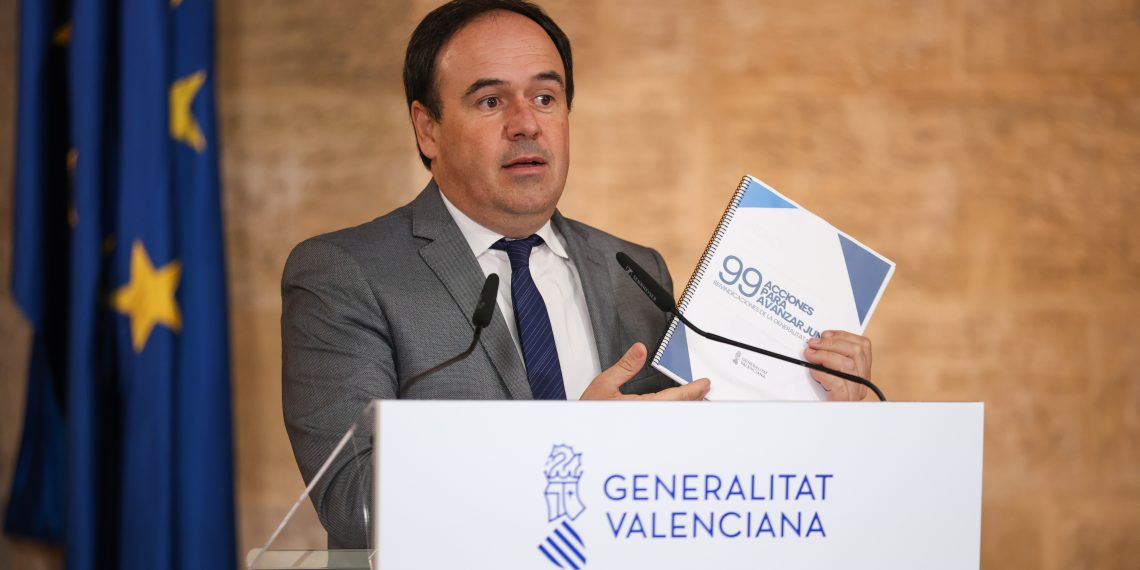 Pérez Llorca apela al diálogo entre fuerzas políticas para mejorar la Comunitat Valenciana