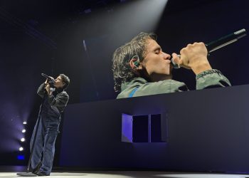 Sen Senra cierra en el Roig Arena la trilogía PO2054AZ con “La Última Misa”