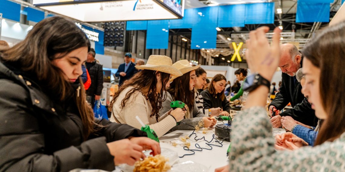 La Comunitat Valenciana convierte su estand en Fitur en un espacio experiencial para el público general