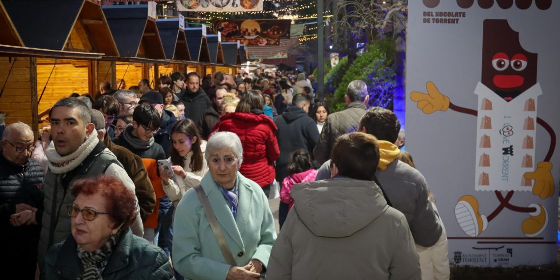 Torrent endulza el invierno con su III Feria del Chocolate