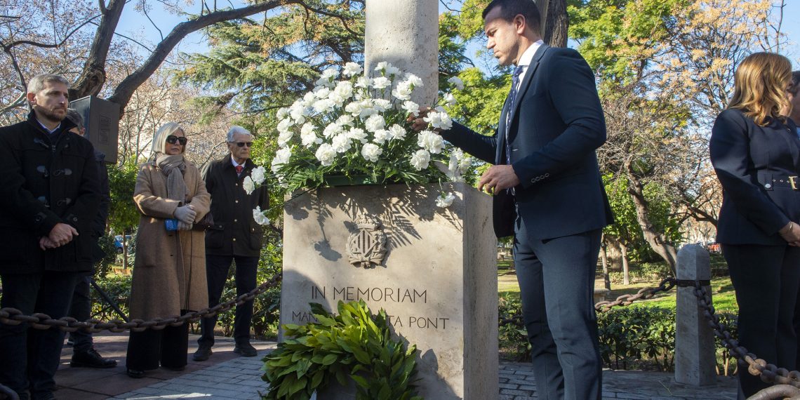 Vicent Mompó rinde homenaje a Manuel Broseta en Valencia