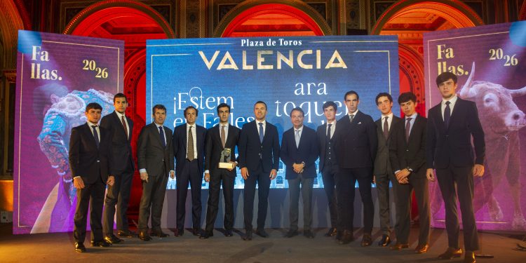 La Diputación presenta una Feria de Fallas con presencia equilibrada de figuras consagradas y jóvenes figuras