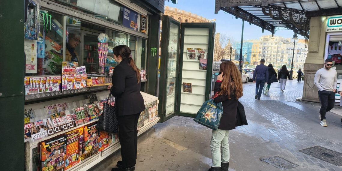 Valencia impulsa un plan para reabrir los quioscos de prensa cerrados en las calles de la ciudad