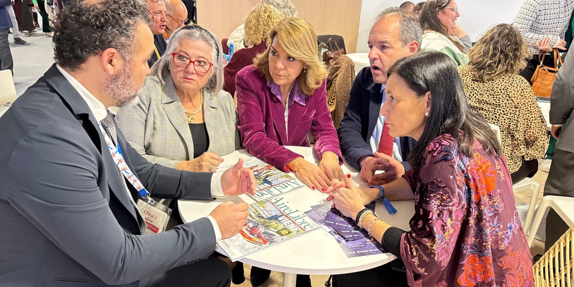 Camarero destaca los programas de talento joven de las Cámaras de Comercio