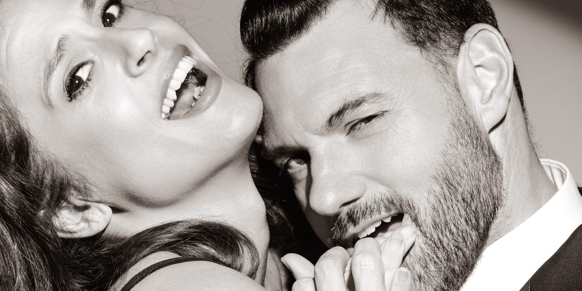 El estreno de un nuevo acercamiento a ‘Pareja abierta’ en el Teatre Talía cuestiona las relaciones contemporáneas