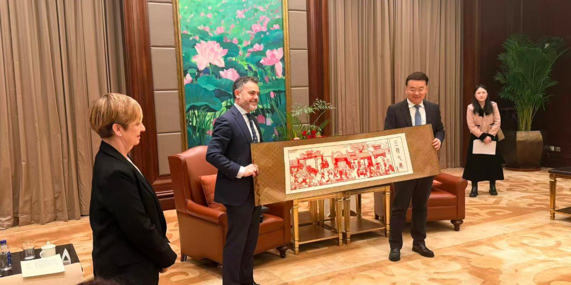 La Generalitat activa el Plan China para atraer inversión y reforzar su presencia en el mercado asiático