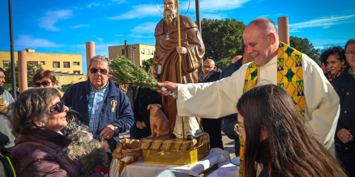 Torrent celebra con gran participación Sant Antoni