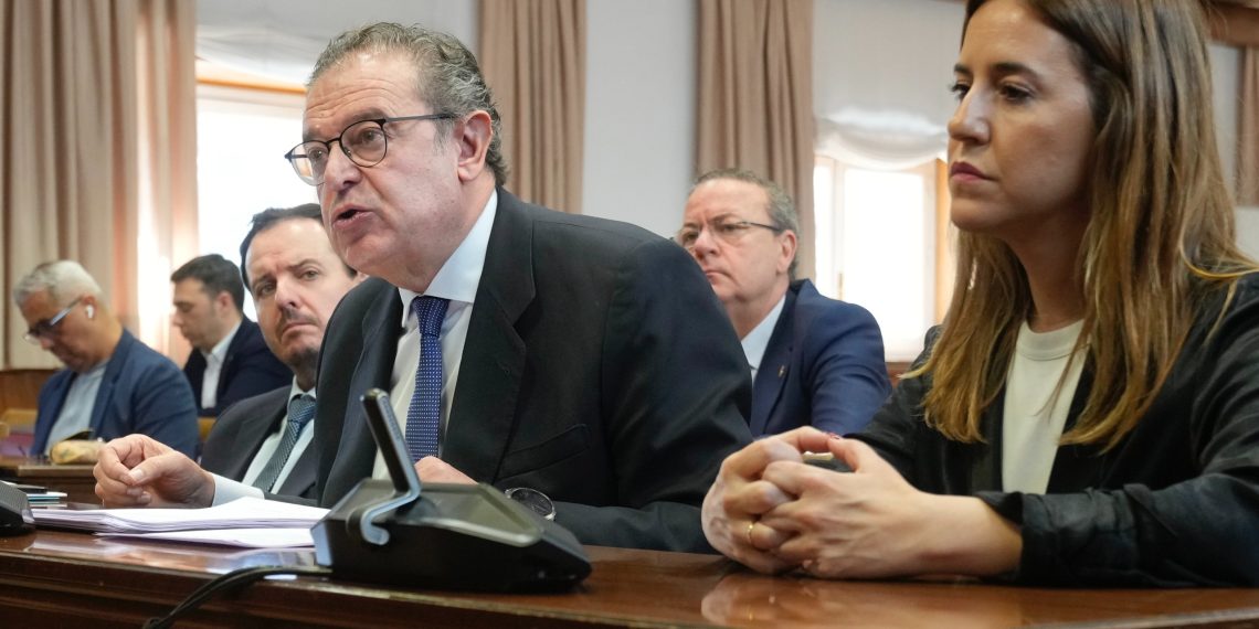 Gerardo Camps cuestiona el rescate de Plus Ultra en el Senado