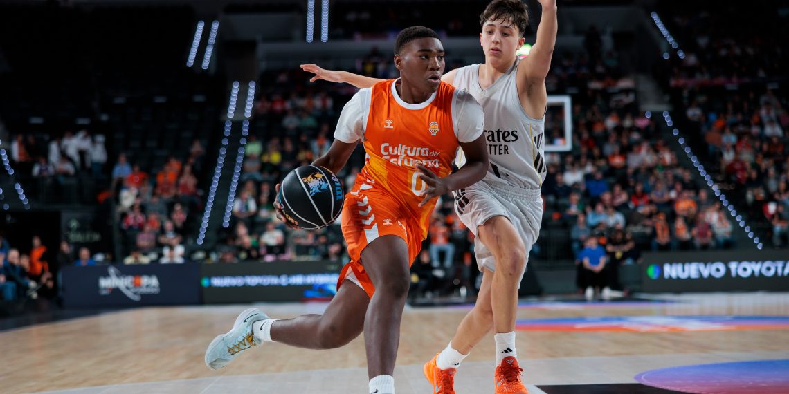 Valencia Basket hace historia con la plata en la Minicopa Endesa en el Roig Arena