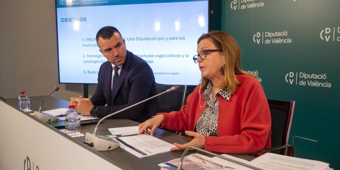 La Diputación de Valencia presenta una propuesta de reorganización interna