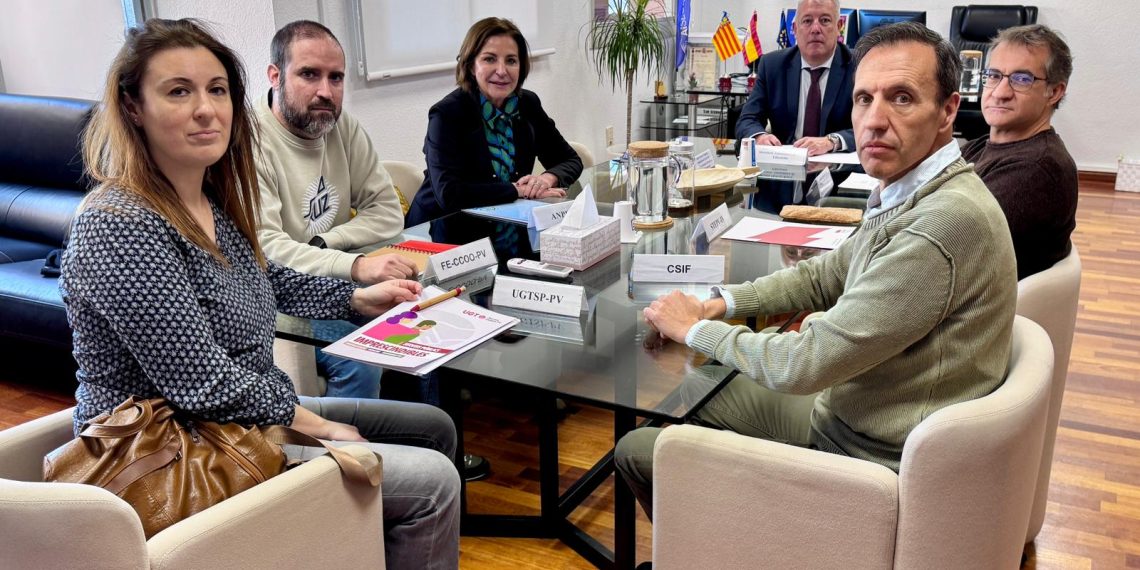 Educación inicia contactos con los sindicatos para fijar el calendario de negociación docente
