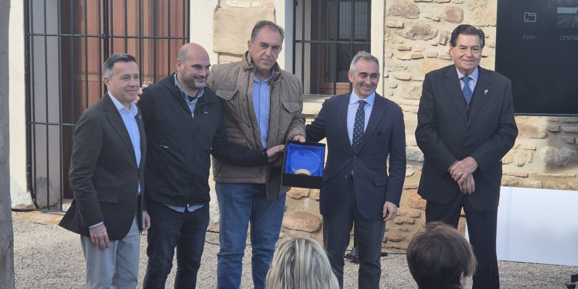 Barrachina defiende la compra de productos de la Comunitat Valenciana por los beneficios en el medio ambiente y en la economía local