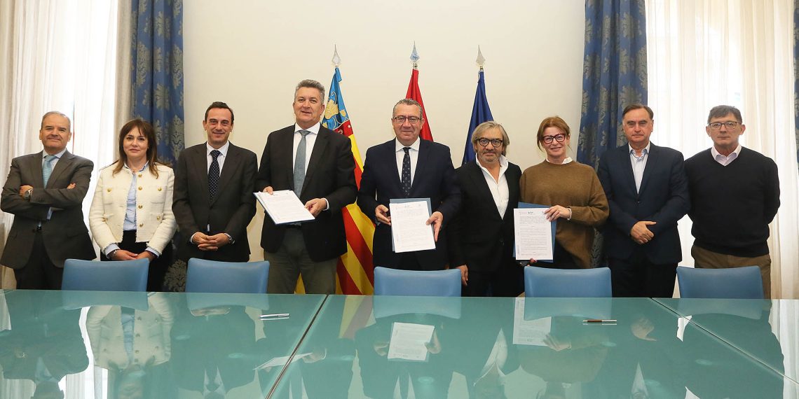 La Diputación de Alicante y la Generalitat firman el convenio para el control e inspección de las depuradoras de la provincia