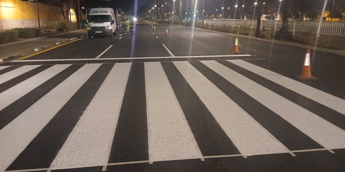 Valencia concluye el reasfaltado de la avenida de Corts Valencianes con material fonoabsorbente